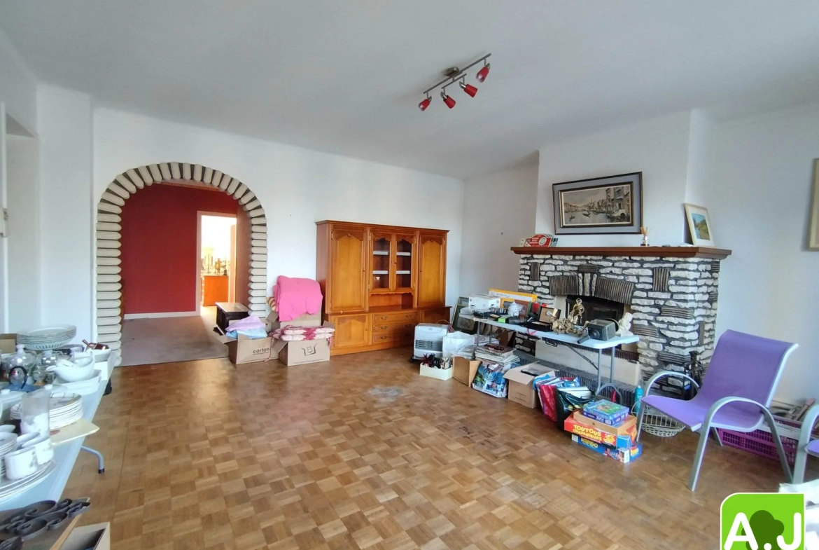 Bel appartement 4 chambres avec terrasse en hyper-centre de Saint André de l'Eure 