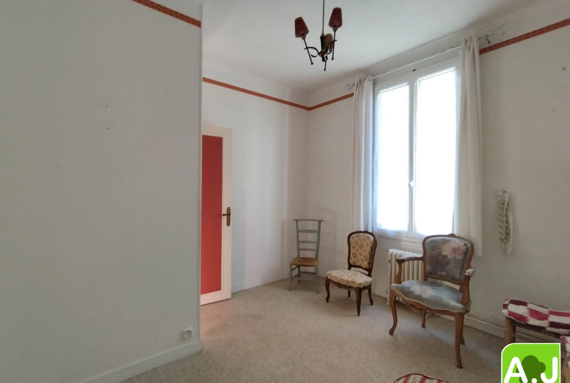 Bel appartement 4 chambres avec terrasse en hyper-centre de Saint André de l'Eure 