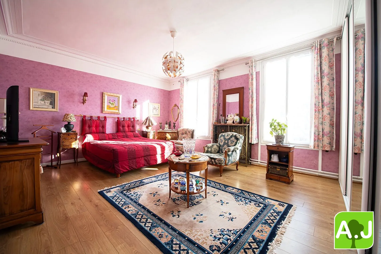 Bel appartement 4 chambres avec terrasse en hyper-centre de Saint André de l'Eure 