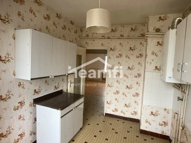 Appartement T3 lumineux avec cave et parking sécurisé à Saint-Florent-sur-Cher 