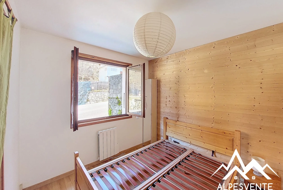 avendre_appartement_2chambres_lebiot_alpesvente Appartement T3 lumineux à Le Biot avec balcon et cave, proche stations de ski 