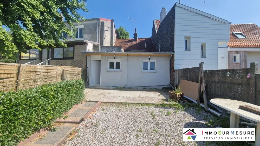 Maison mitoyenne de 71 m² avec jardin à Saint-Pol-sur-Ternoise 