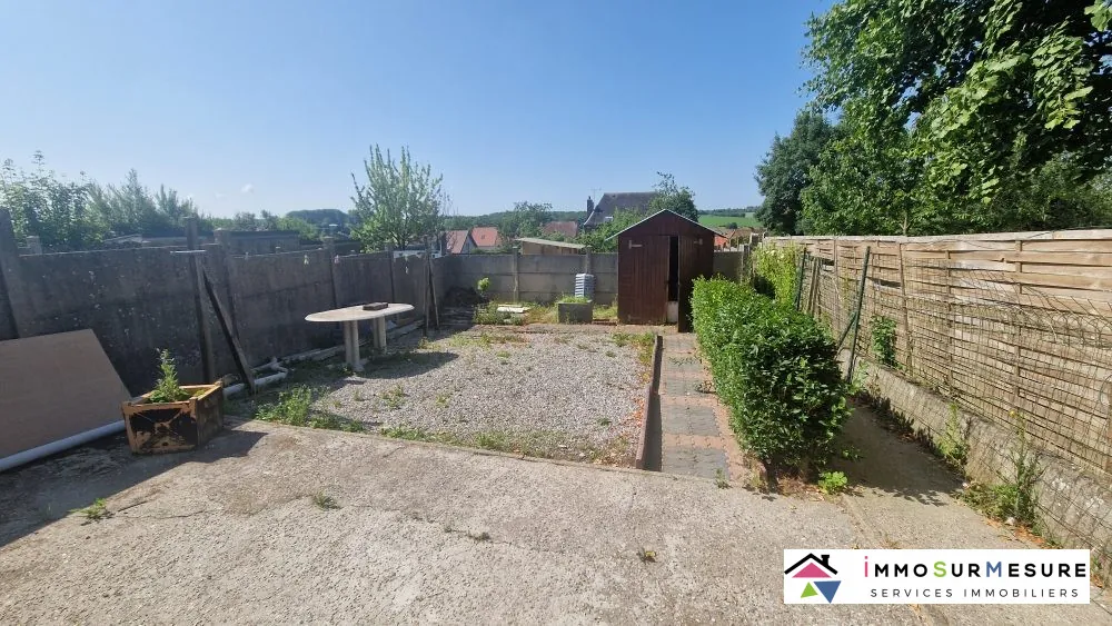 Maison mitoyenne de 71 m² avec jardin à Saint-Pol-sur-Ternoise 