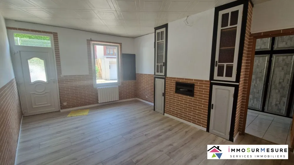 Maison mitoyenne de 71 m² avec jardin à Saint-Pol-sur-Ternoise 