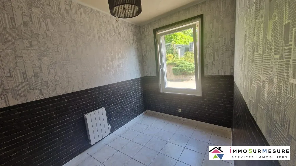 Maison mitoyenne de 71 m² avec jardin à Saint-Pol-sur-Ternoise 