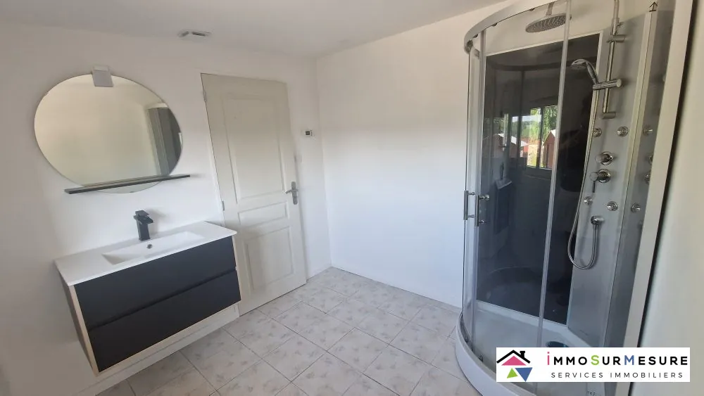 Maison mitoyenne de 71 m² avec jardin à Saint-Pol-sur-Ternoise 