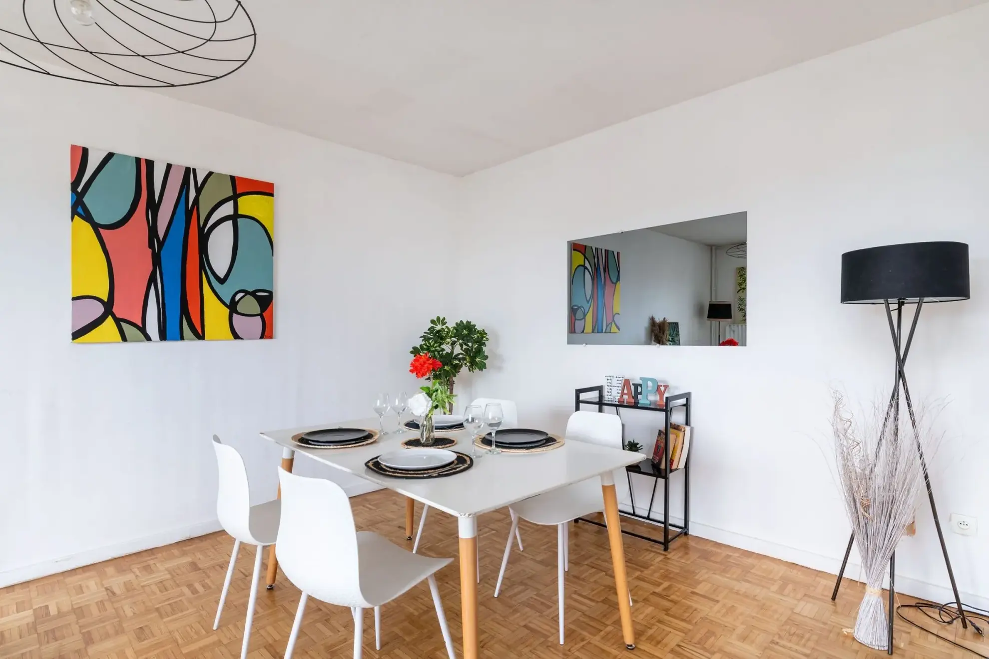 Appartement T4 à vendre à Écully avec loggia, ascenseur et proximité commodités 
