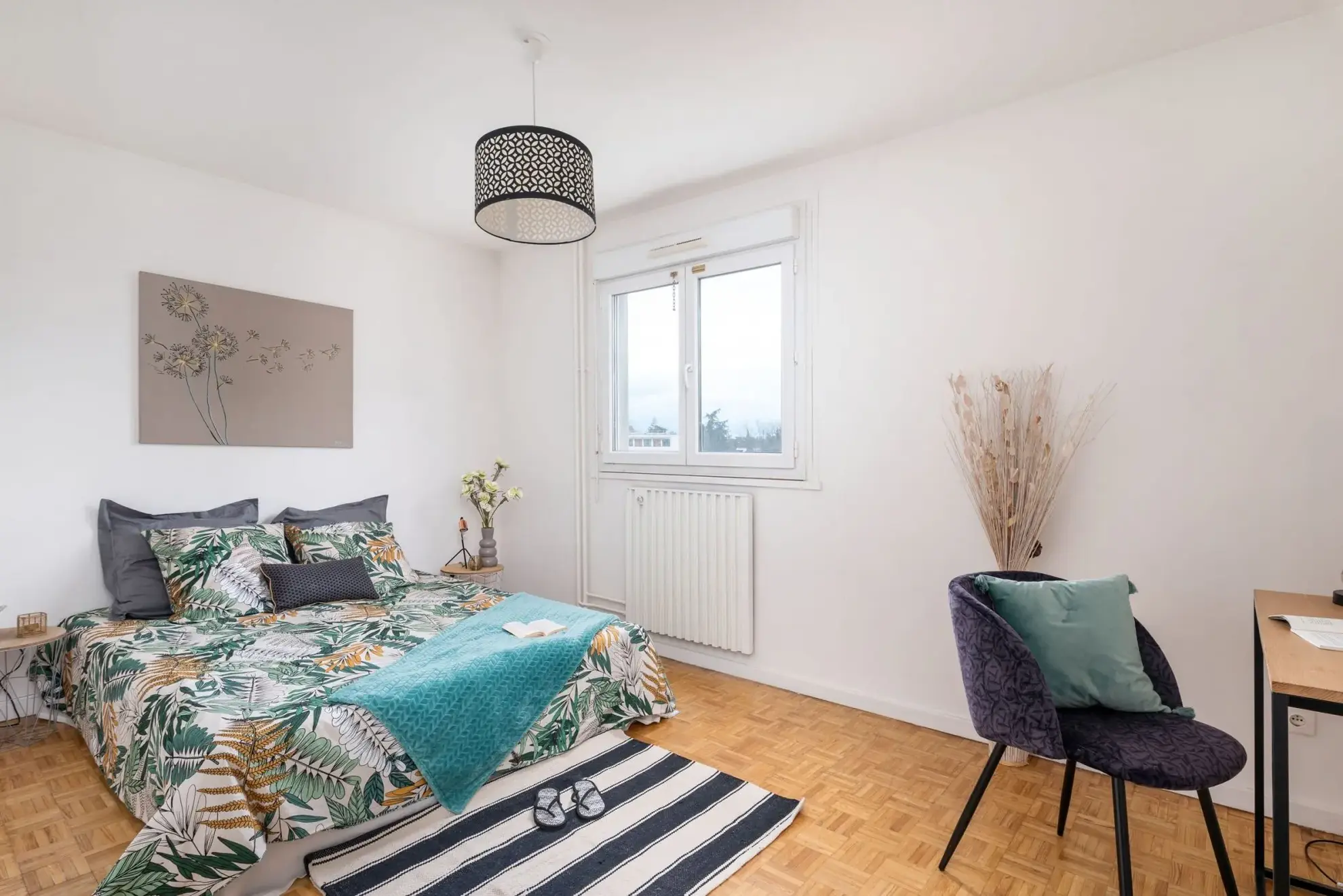 Appartement T4 à vendre à Écully avec loggia, ascenseur et proximité commodités 