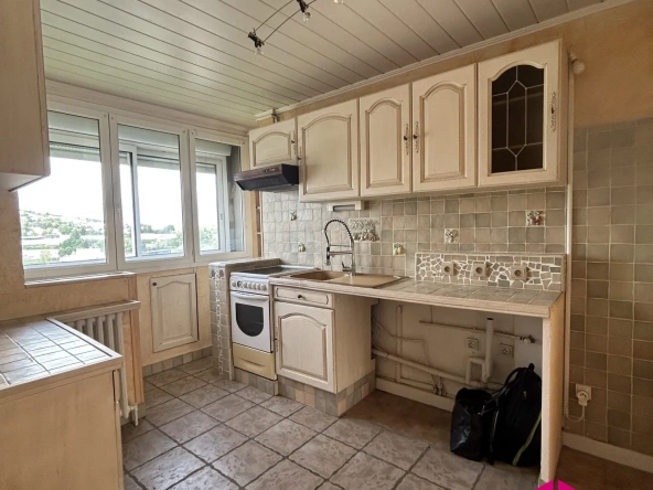 Appartement T3 à vendre à Saint-Étienne - 62 m², dernier étage, balcon, cave