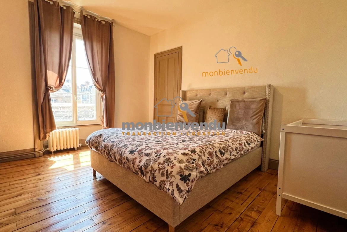 À vendre appartement T2 de 67m² à Aurillac, calme et proche du centre-ville 