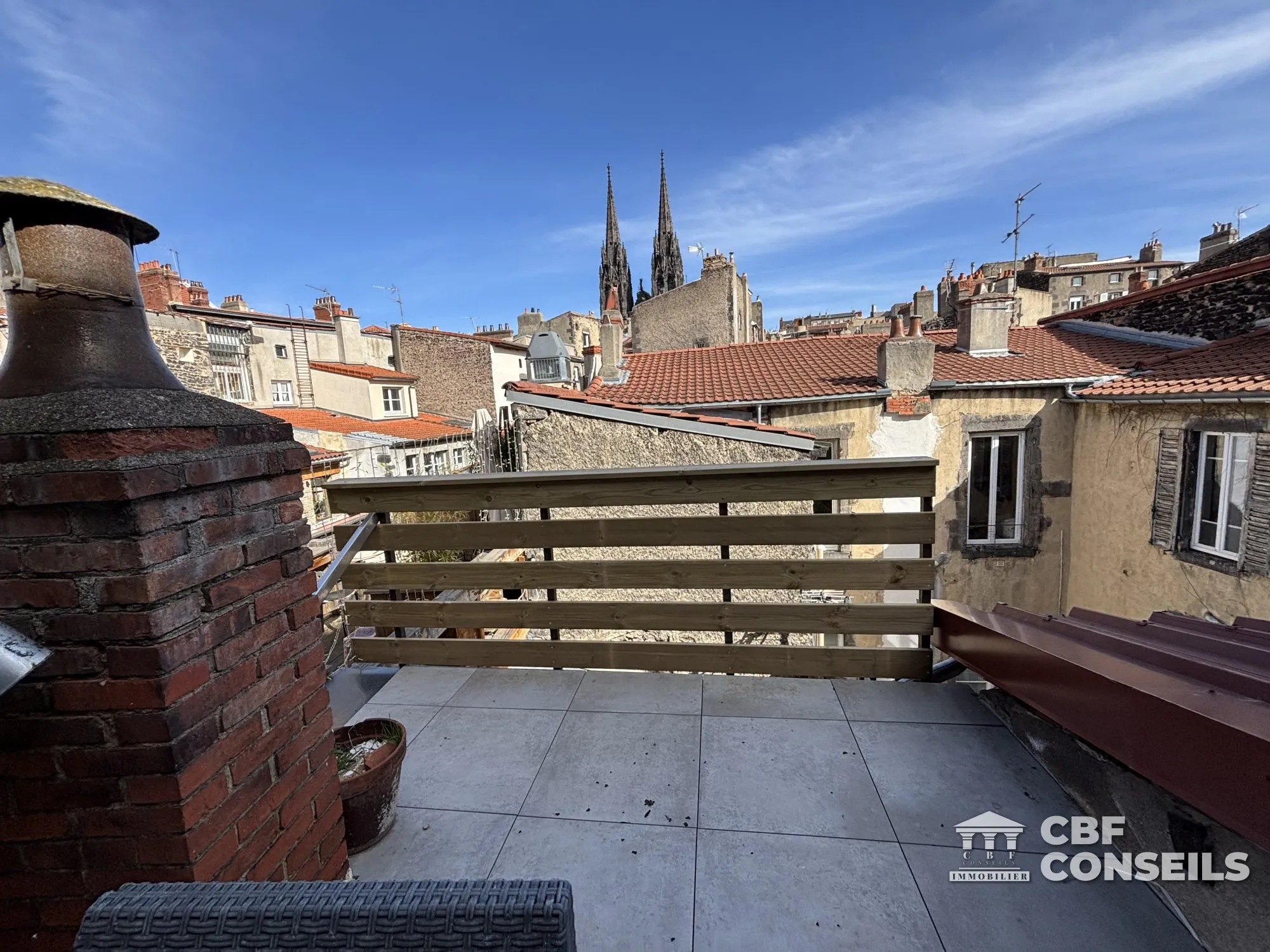 Duplex de 35 m² avec terrasse au cœur de Clermont-Ferrand 
