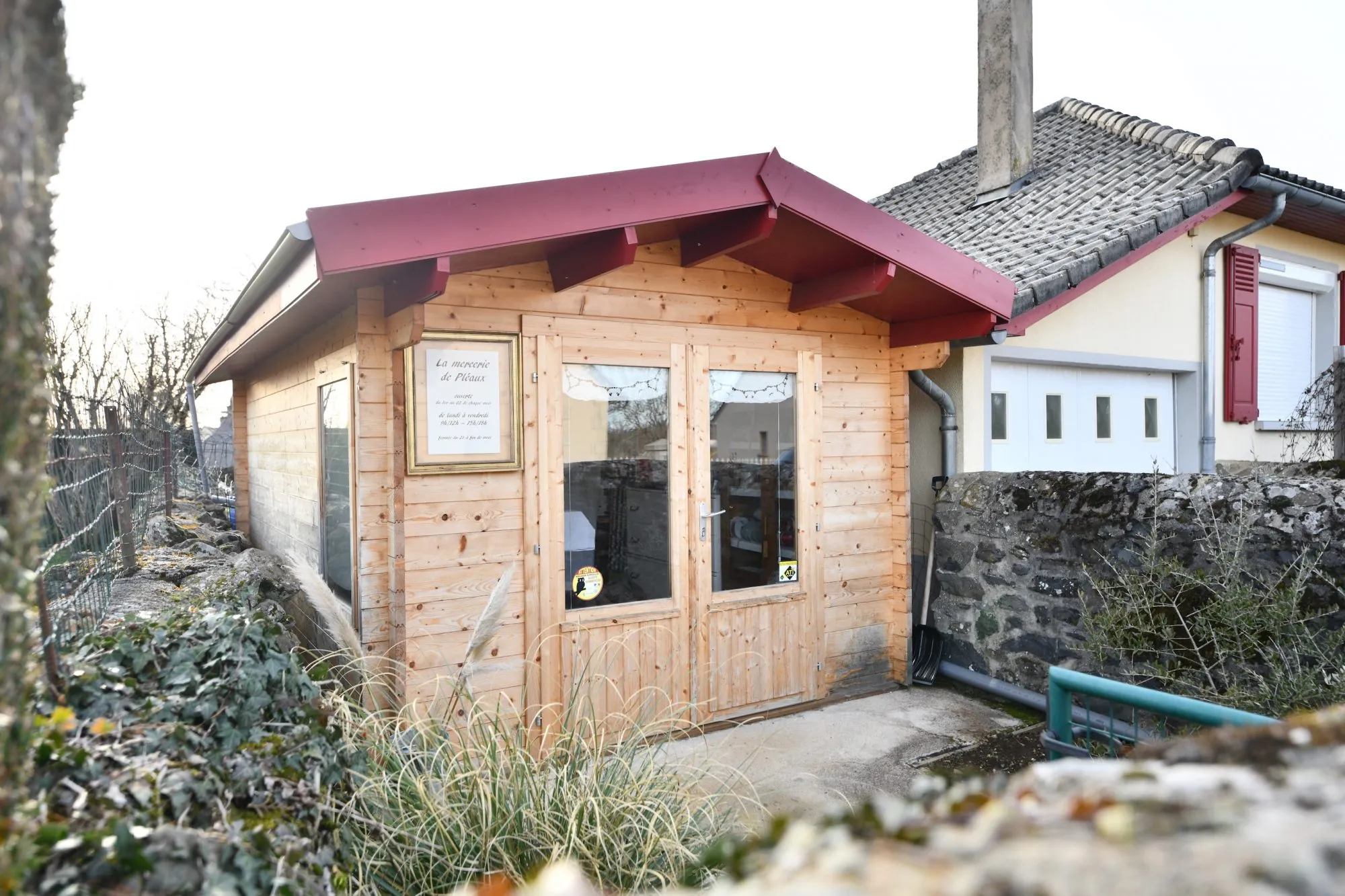 Maison de plain-pied lumineuse avec jardin à Pleaux 