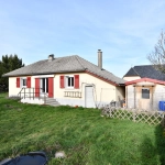 Maison de plain-pied lumineuse avec jardin à Pleaux