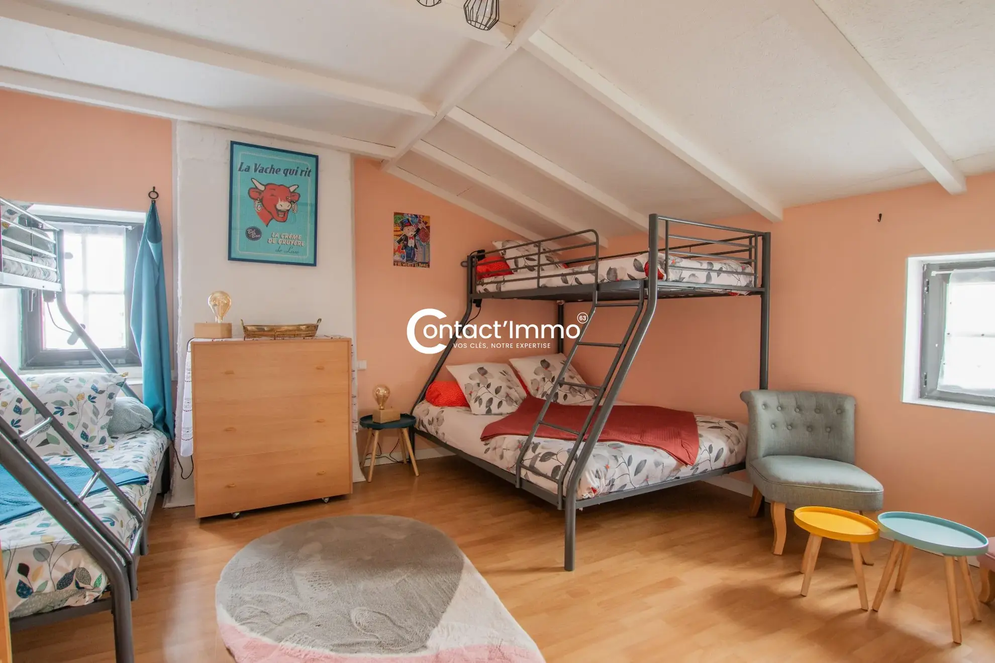 Maison à Jozé avec 3 chambres, cour fermée et potentiel Gîte 