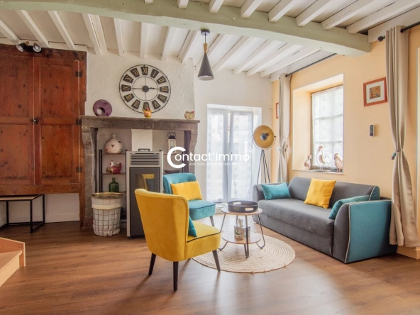 Maison à Jozé avec 3 chambres, cour fermée et potentiel Gîte