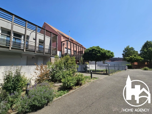 Appartement 2 pièces avec terrasse et stationnement à Strasbourg