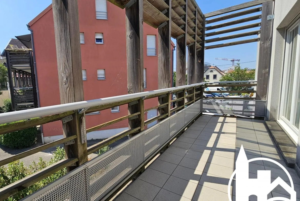 Appartement 2 pièces avec terrasse et stationnement à Strasbourg 