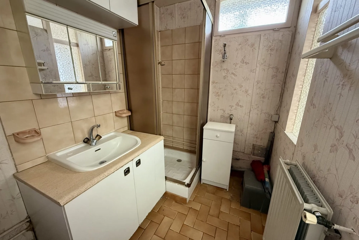Maison à rénover de 66 m² avec jardin à Amiens - Quartier Saint-Anne 
