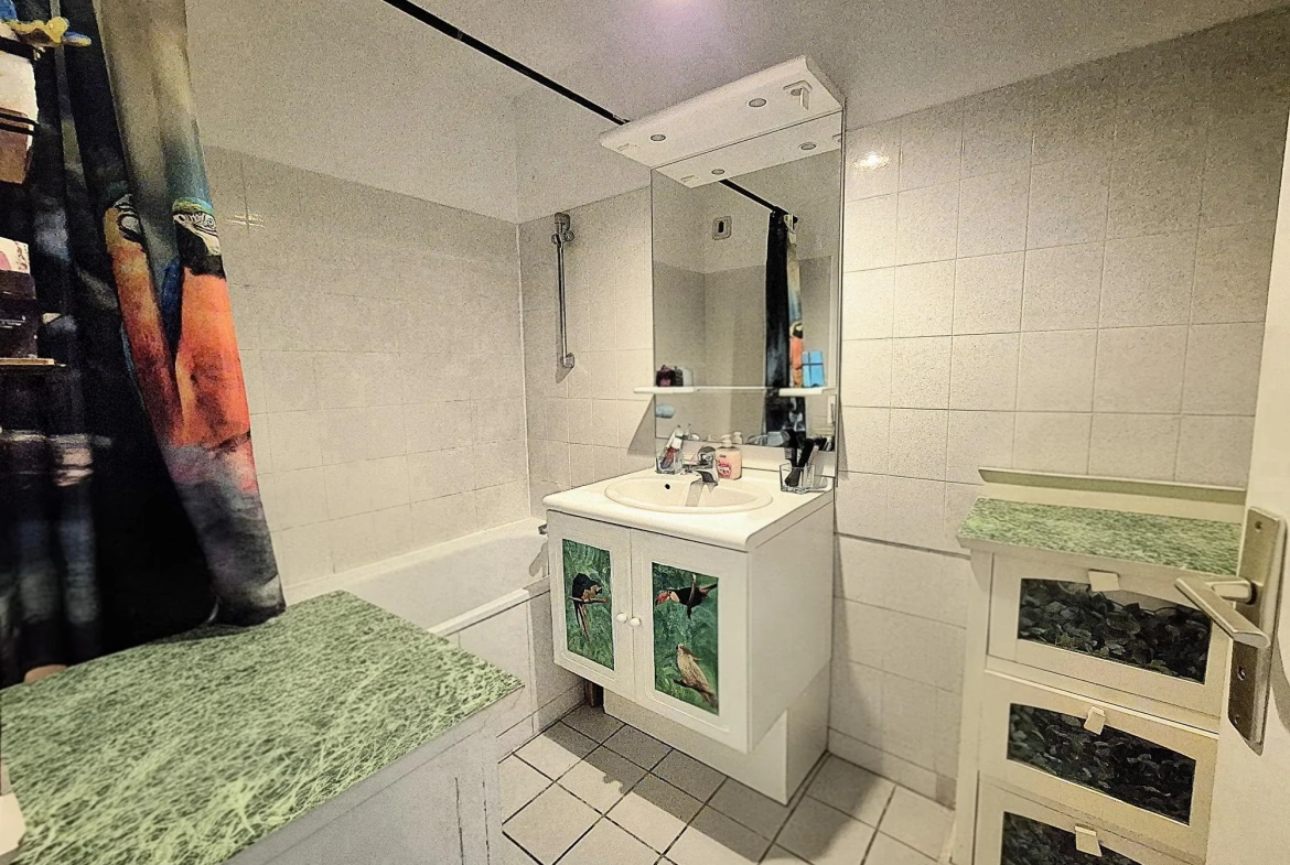 Appartement 3 pièces en rez-de-jardin à Bretigny-sur-Orge avec jardin et parking 