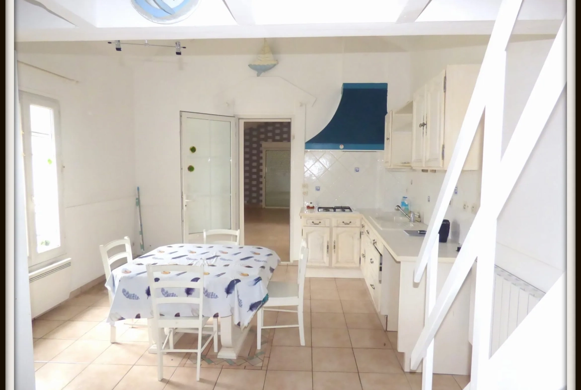 Charmante maison de 55 m² avec terrasse à Fléac, idéale pour investissement 