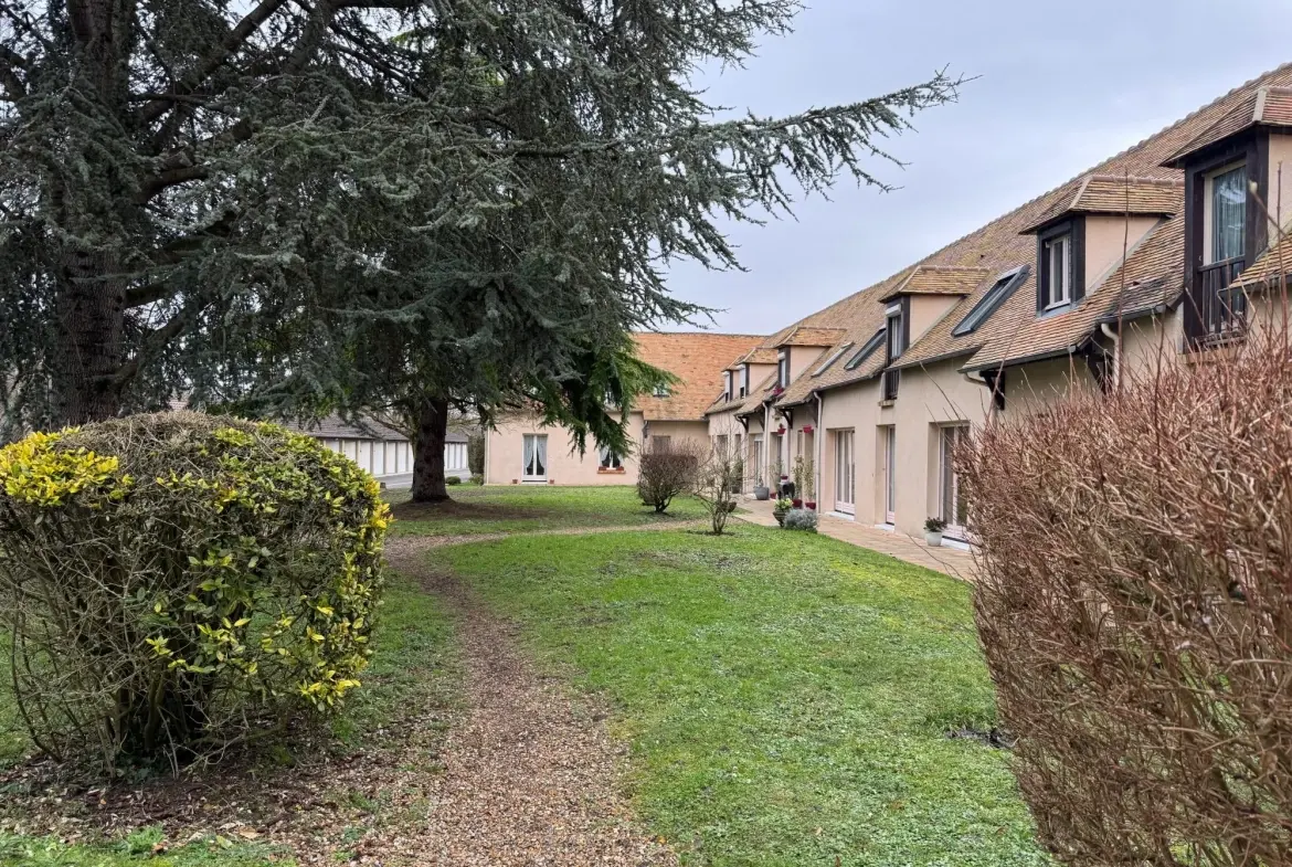 Appartement duplex F3 à Pacy-sur-Eure avec garage et résidence sécurisée 