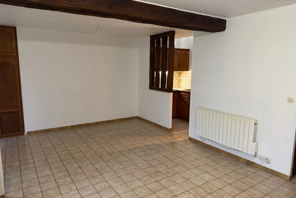 Appartement duplex F3 à Pacy-sur-Eure avec garage et résidence sécurisée 