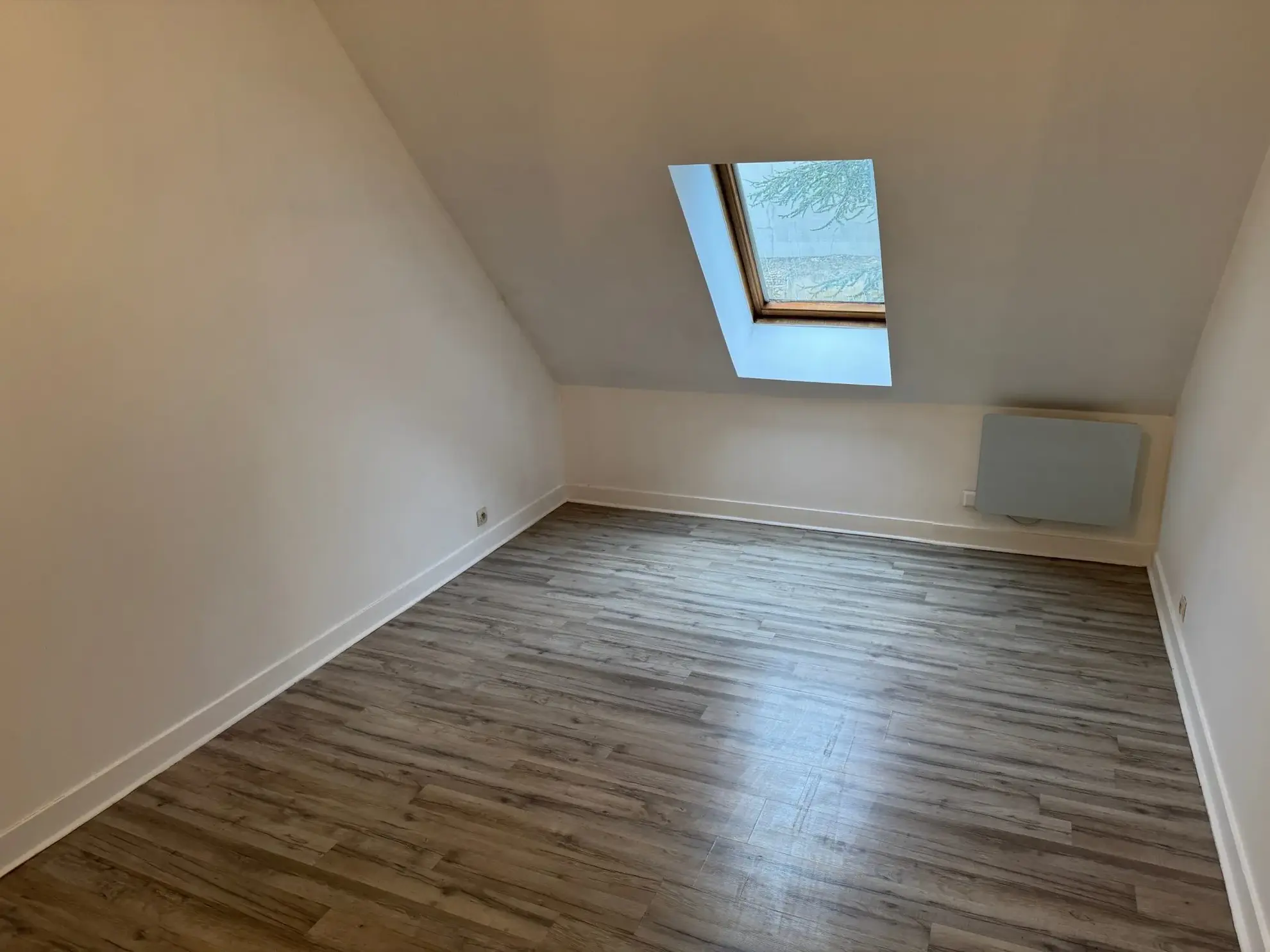 Appartement duplex F3 à Pacy-sur-Eure avec garage et résidence sécurisée 