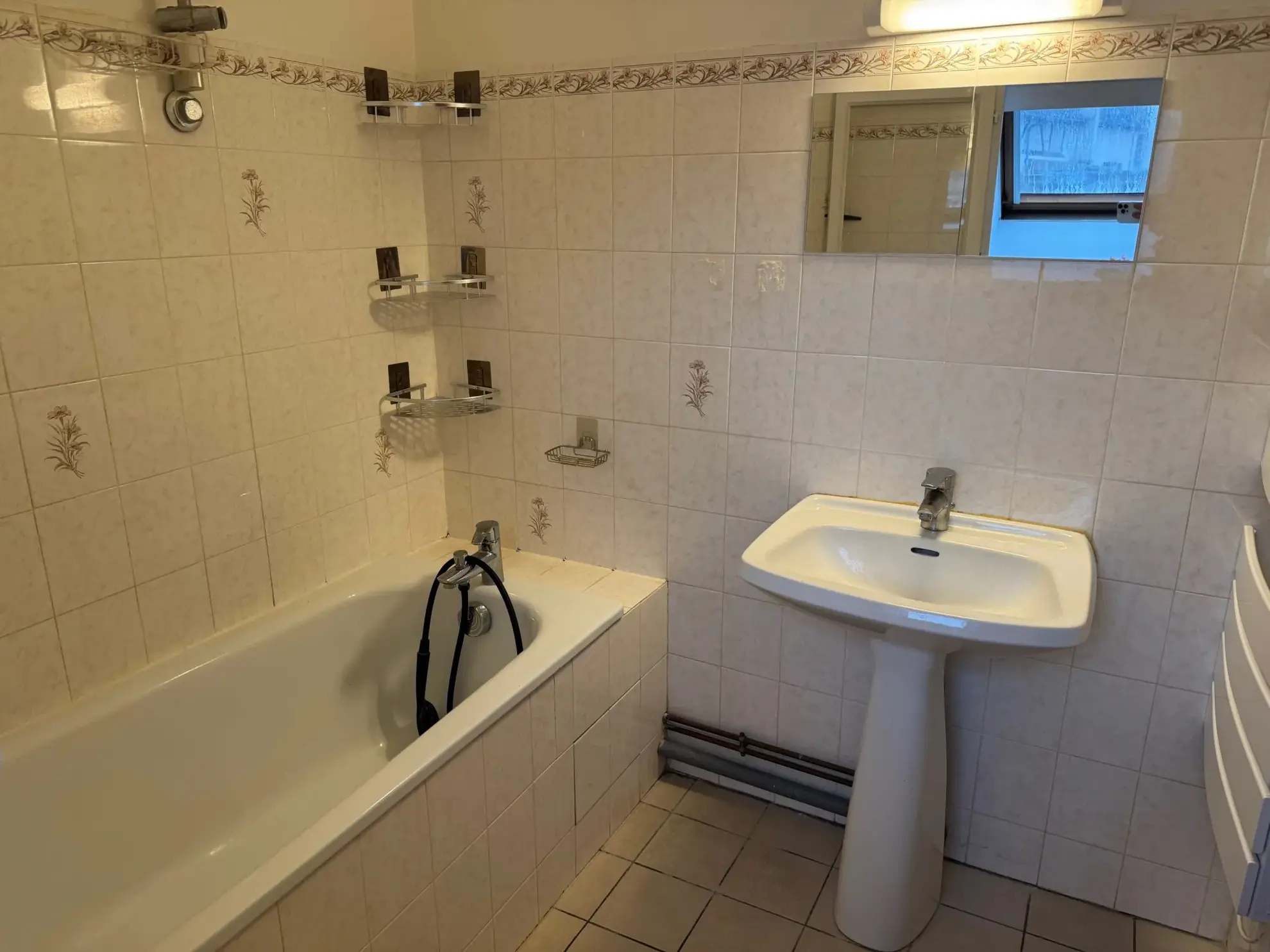 Appartement duplex F3 à Pacy-sur-Eure avec garage et résidence sécurisée 