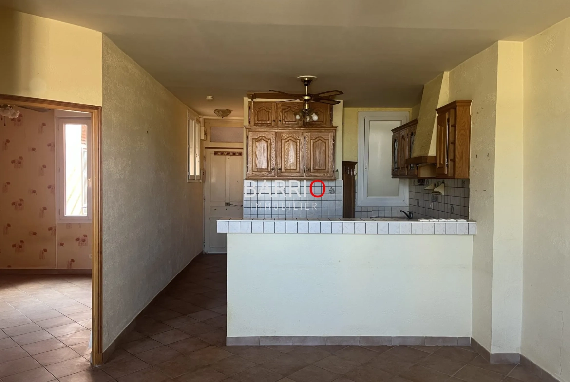 Appartement T3 avec Vue Mer à Port-Vendres - 55 m², proximité commodités 