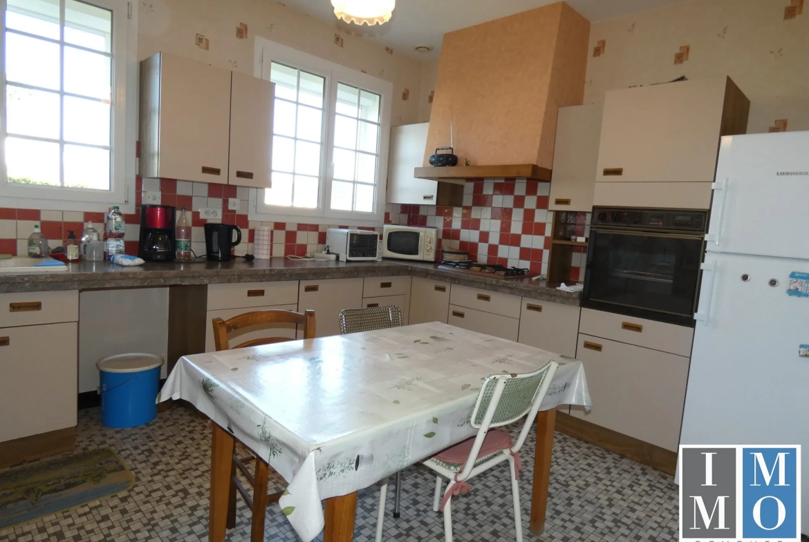 Belle maison familiale de 4 chambres à Sainte Solange proche Bourges 