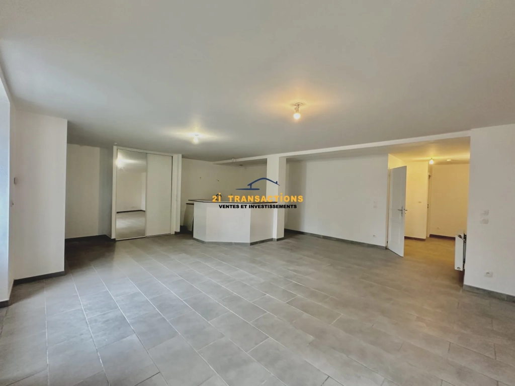 Appartement T4 à vendre à Lorette – 100 m² lumineux et modernisé