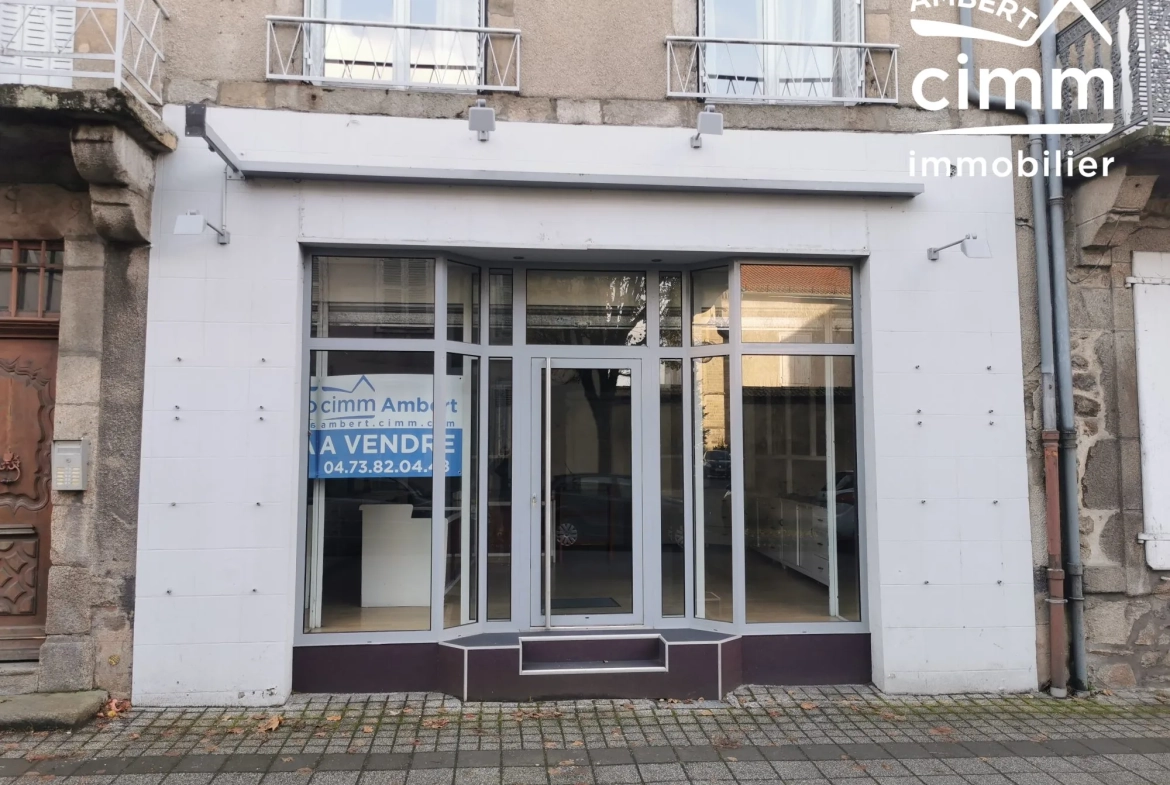 Local commercial à vendre à Ambert – emplacement stratégique et prix compétitif 