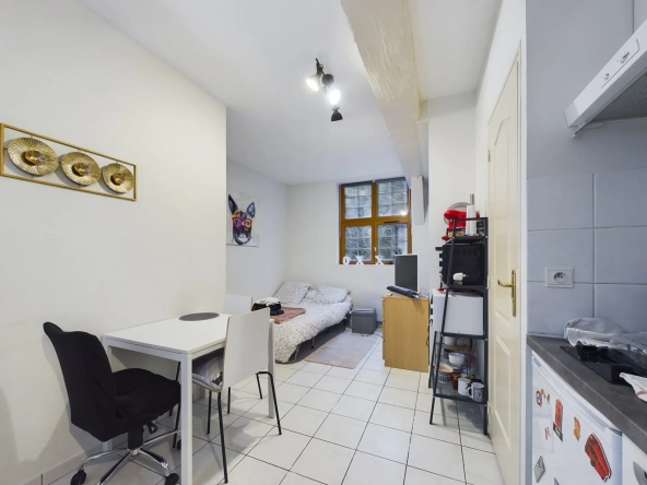 Charmant studio meublé de 20 m² à Troyes, idéal pour étudiants ou jeunes actifs