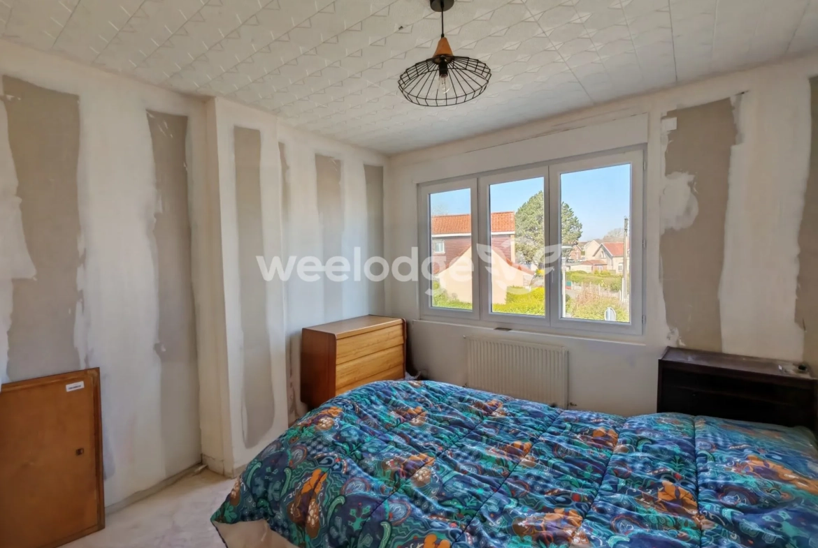 Maison à vendre à Maisnil-lès-Ruitz, 5 chambres, jardin, garage, proximité axes 