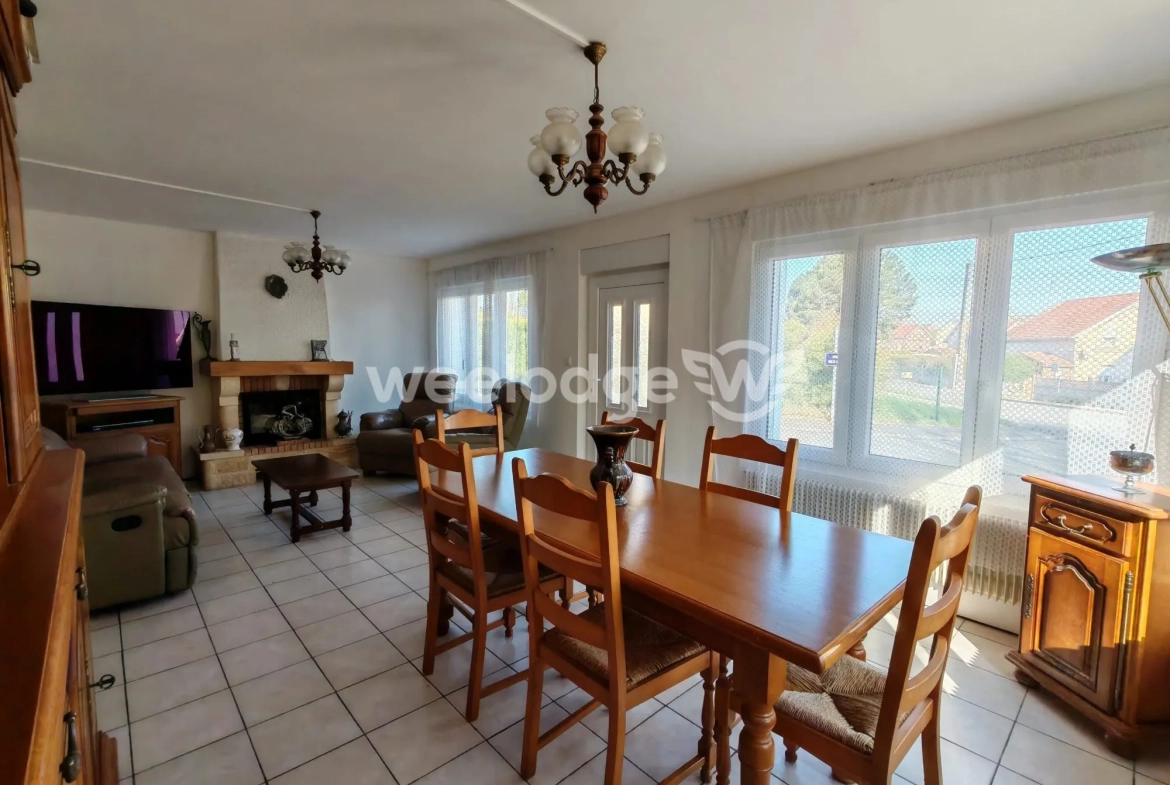 Maison à vendre à Maisnil-lès-Ruitz, 5 chambres, jardin, garage, proximité axes 