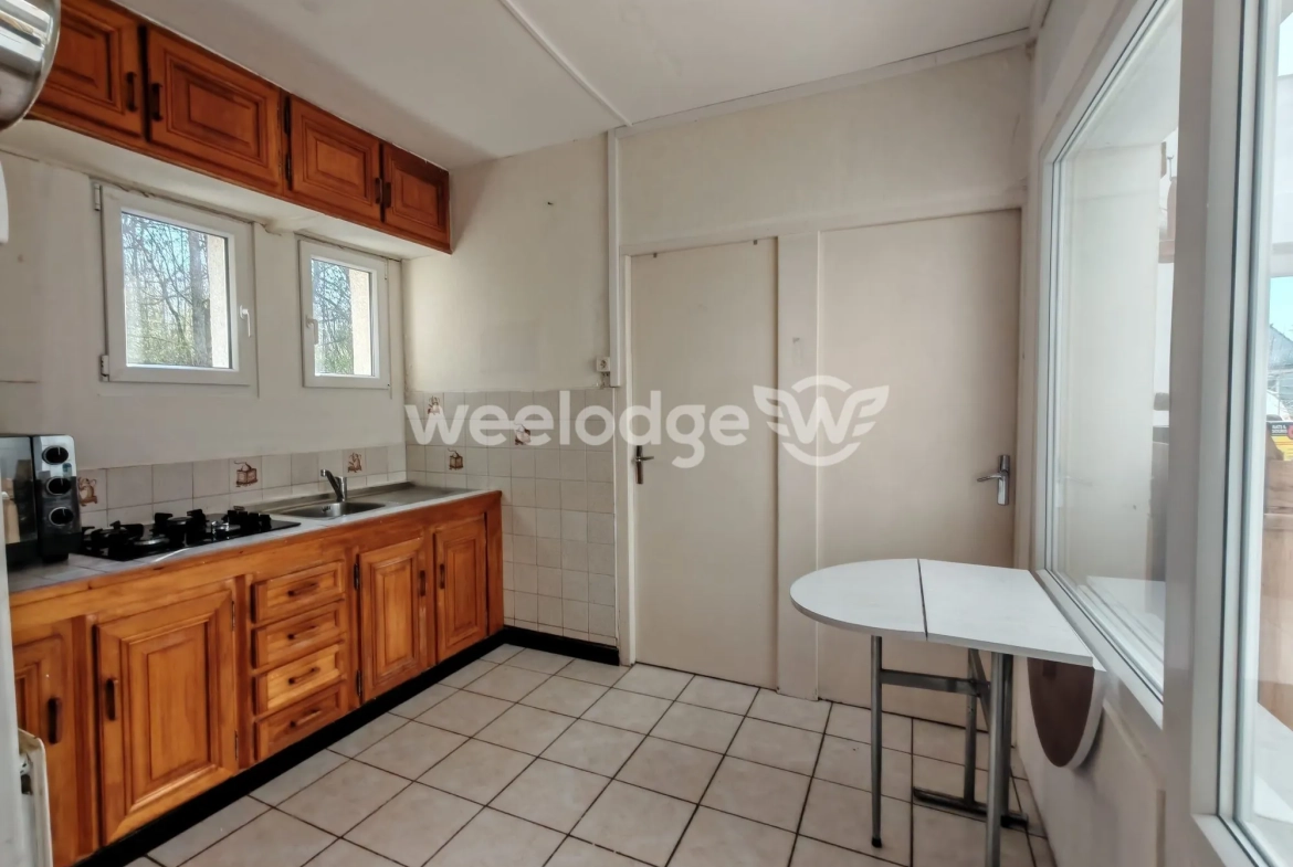 Maison à vendre à Maisnil-lès-Ruitz, 5 chambres, jardin, garage, proximité axes 