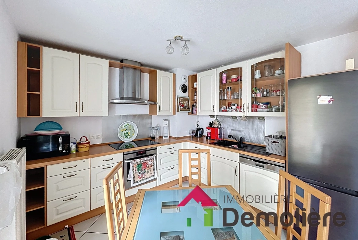 Spacieux appartement 3 pièces avec terrasse à Barr, proche toutes commodités 