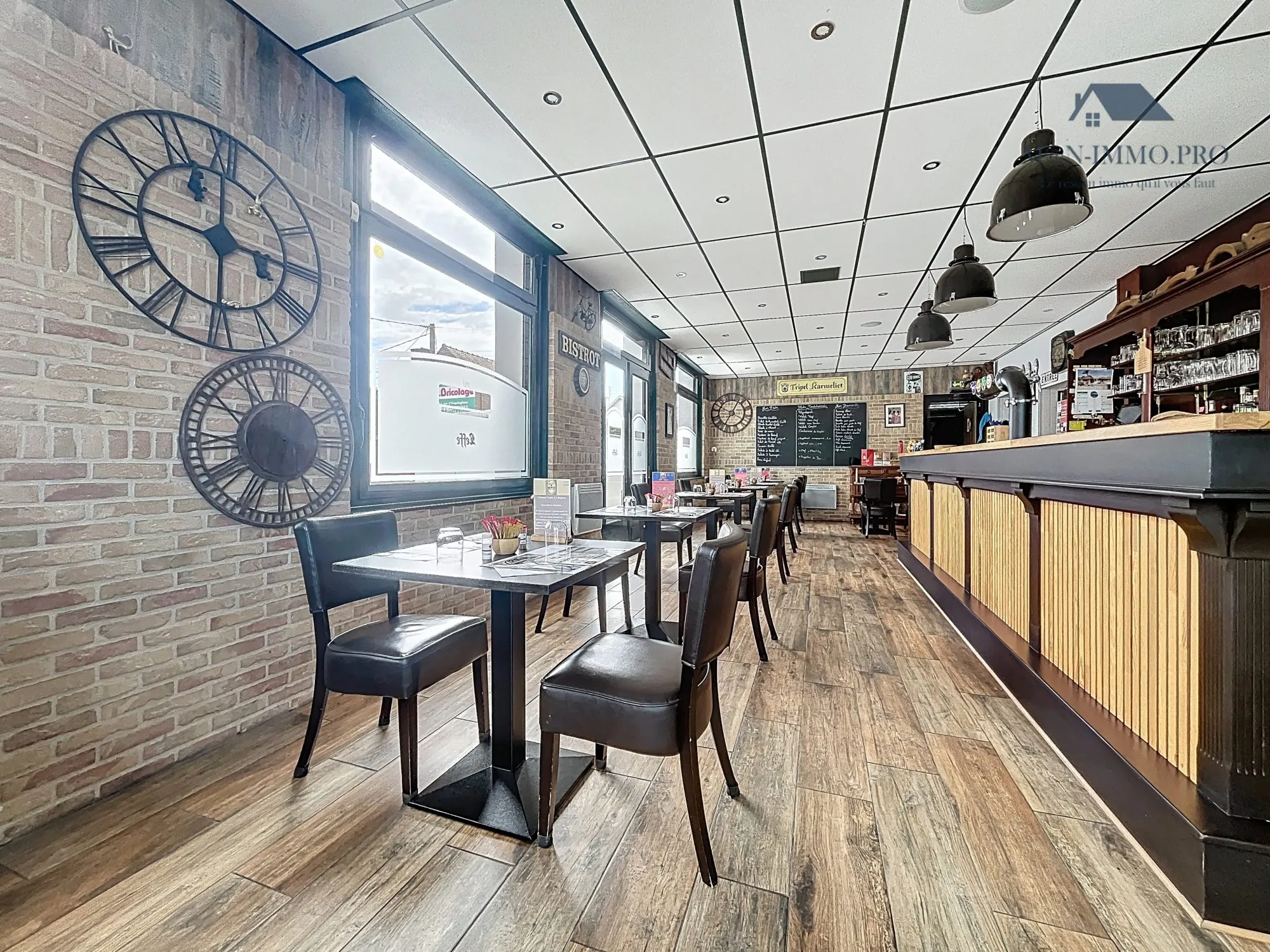 Fonds de commerce restaurant à Nieppe, 140 m², terrasse, emplacement privilégié 