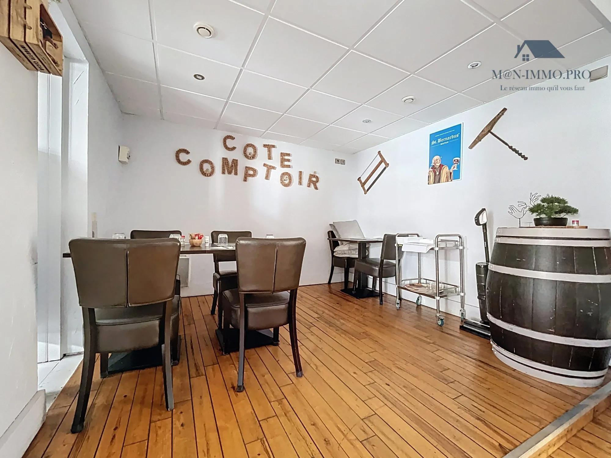 Fonds de commerce restaurant à Nieppe, 140 m², terrasse, emplacement privilégié 