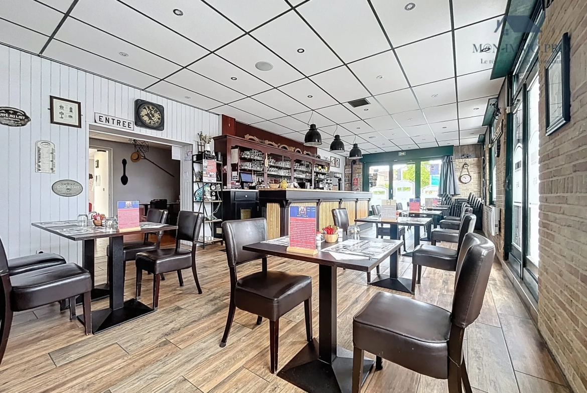 Fonds de commerce restaurant à Nieppe, 140 m², terrasse, emplacement privilégié 