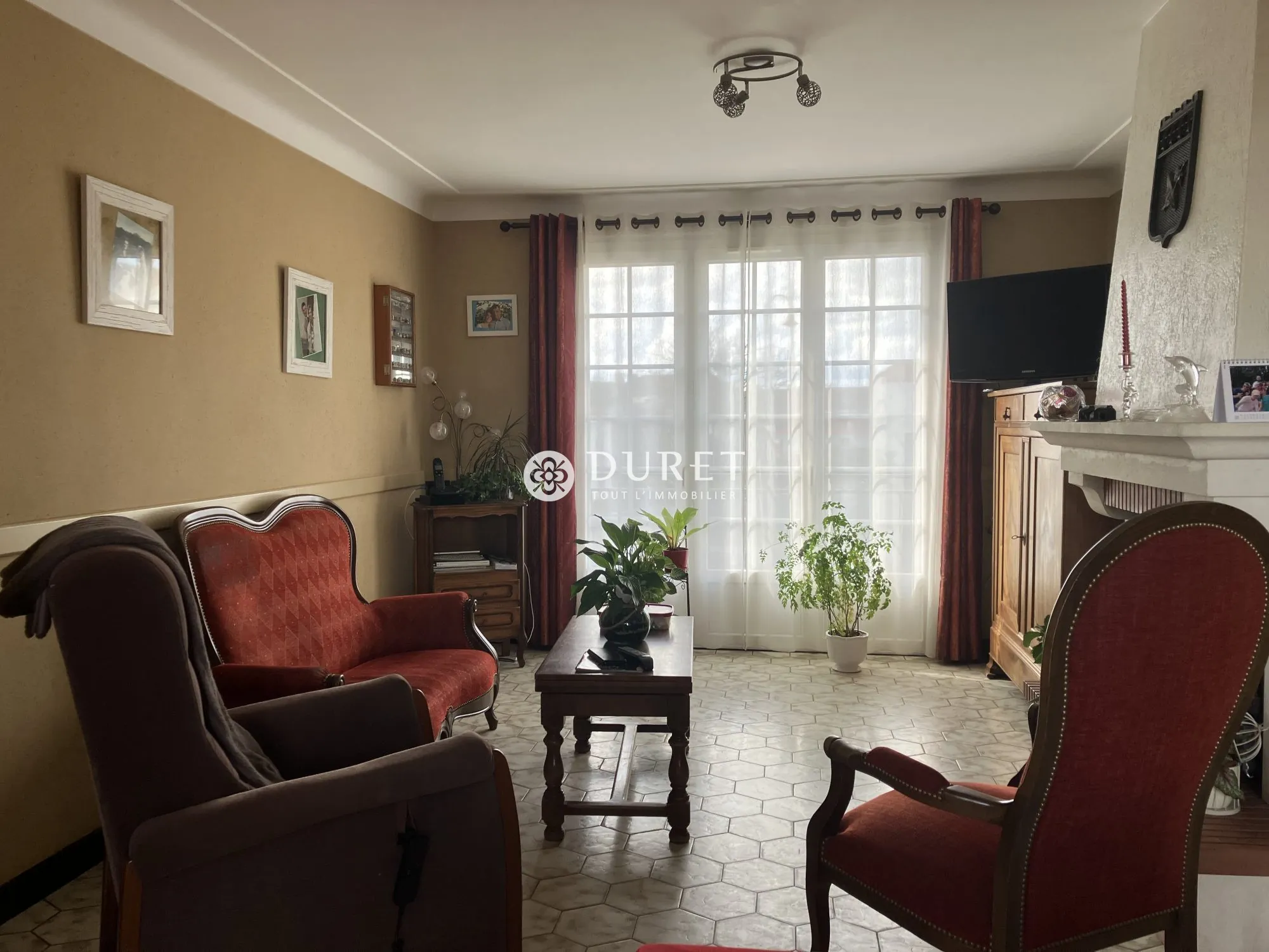 Maison à vendre à Montrevault-sur-Evre avec 3 chambres et garage 