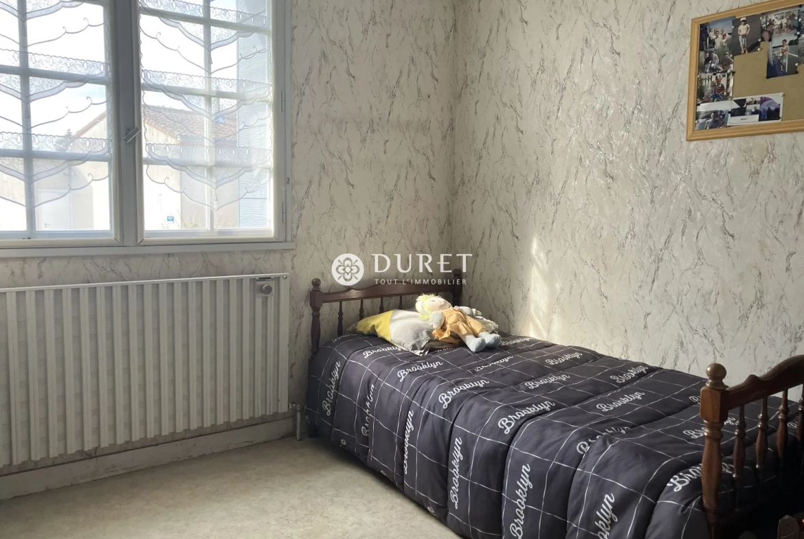 Maison à vendre à Montrevault-sur-Evre avec 3 chambres et garage 