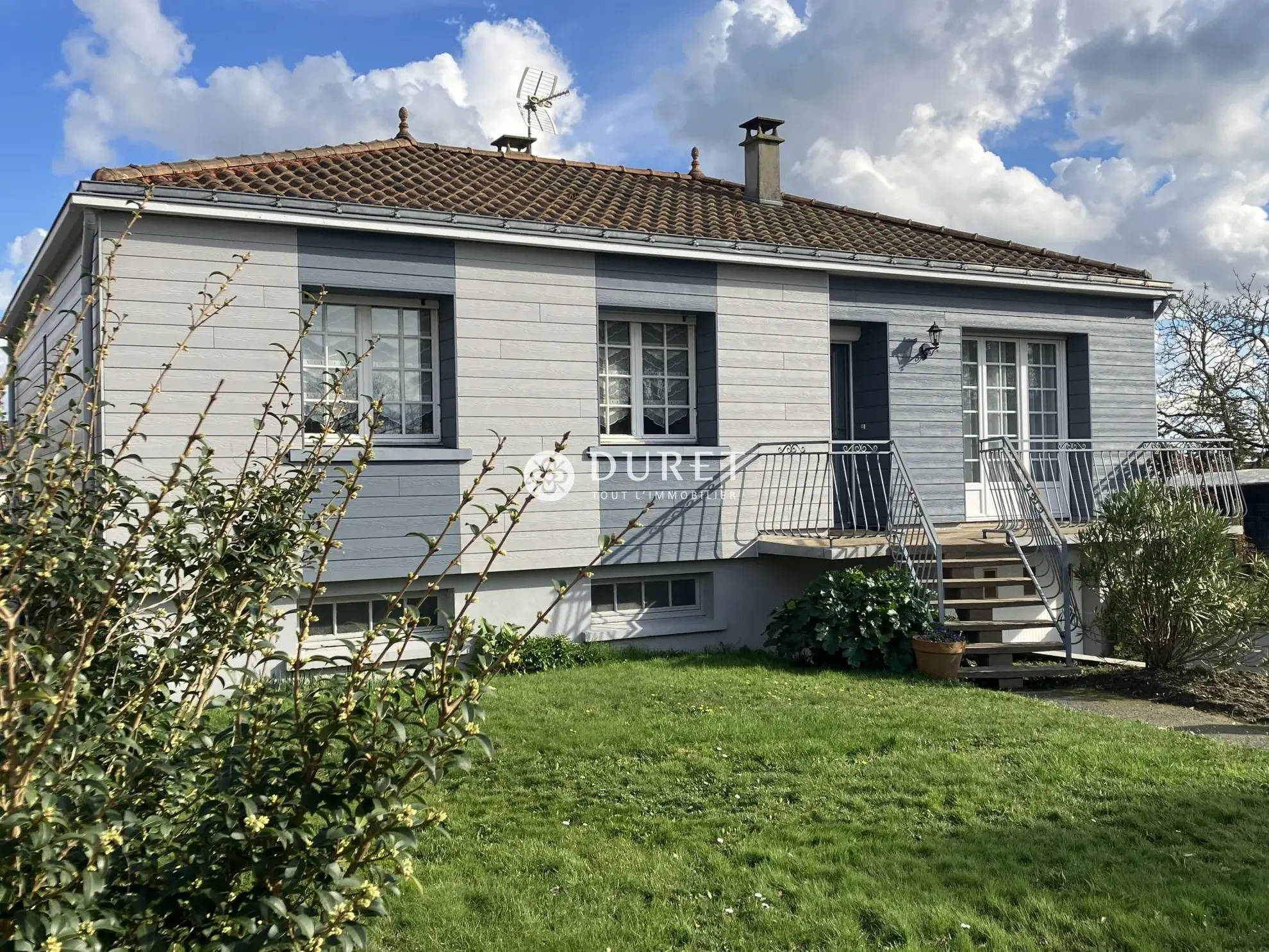Maison à vendre à Montrevault-sur-Evre avec 3 chambres et garage 
