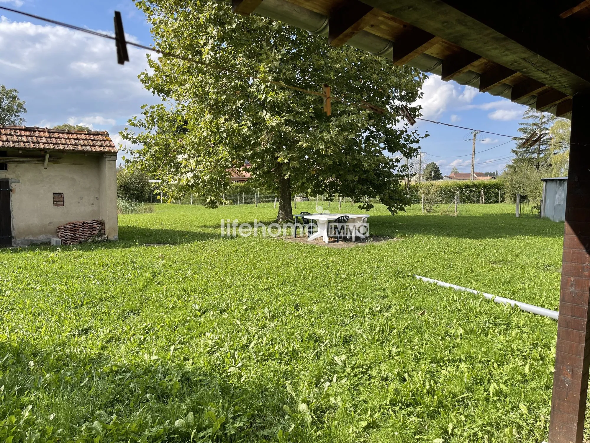 Belle maison de 125 m² avec terrain arboré à Savigny-sur-Seille 