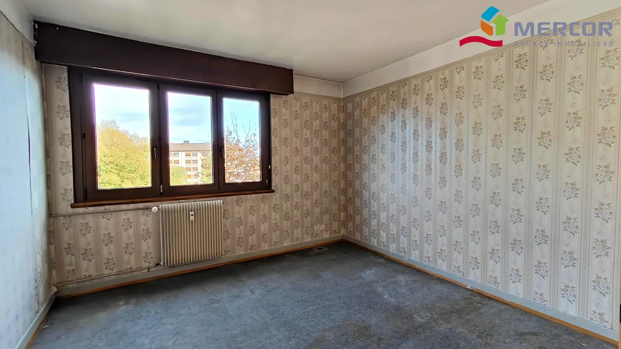 Chambre 2 Appartement à rénover de 95 m² à Ostwald – Opportunité à saisir 