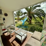 Grand studio en rez-de-jardin avec piscine à Saint-Martin, proche plage de la Baie Orientale