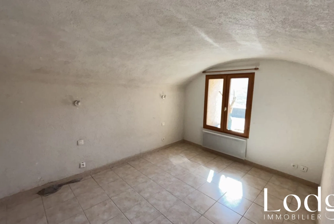 Vente Appartement Type 2 à Puy Saint André avec Jardin Privé 