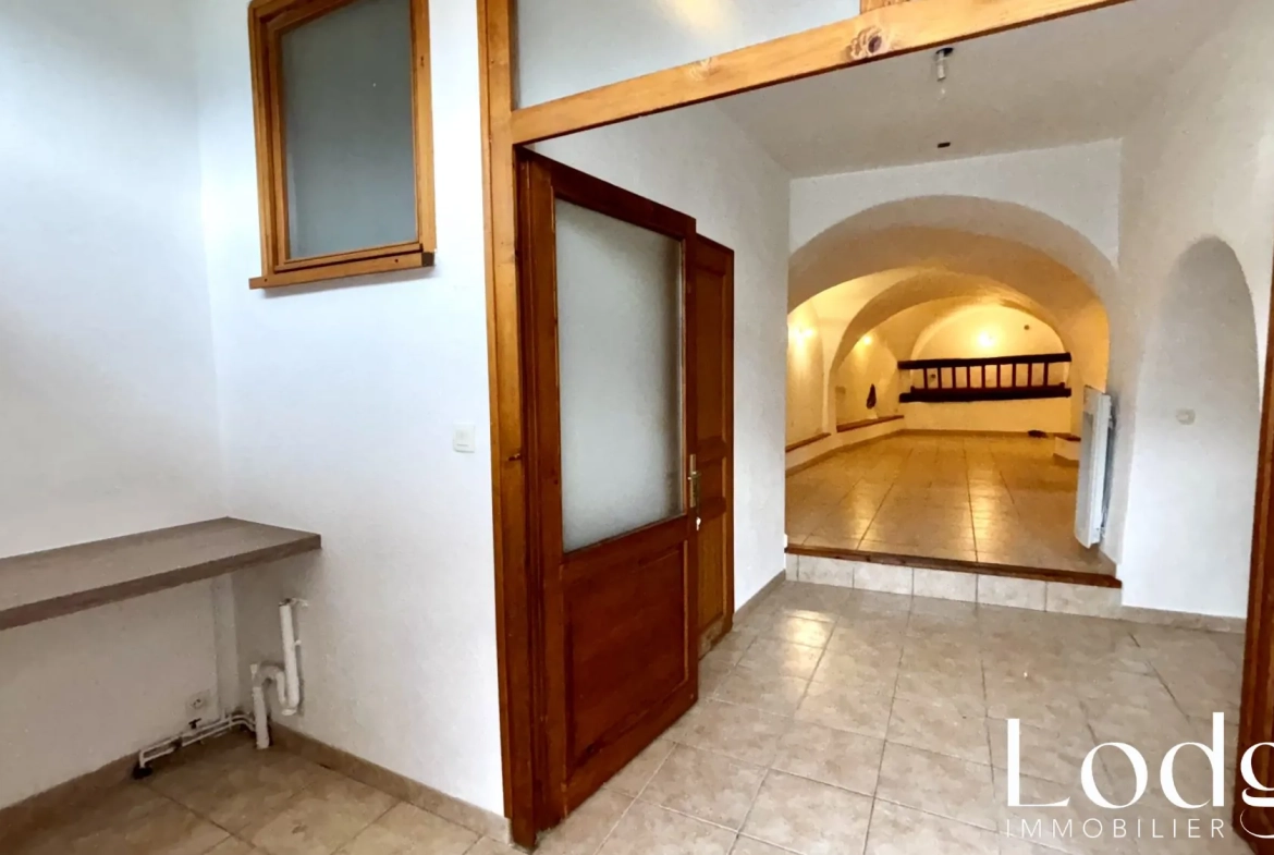 Vente Appartement Type 2 à Puy Saint André avec Jardin Privé 
