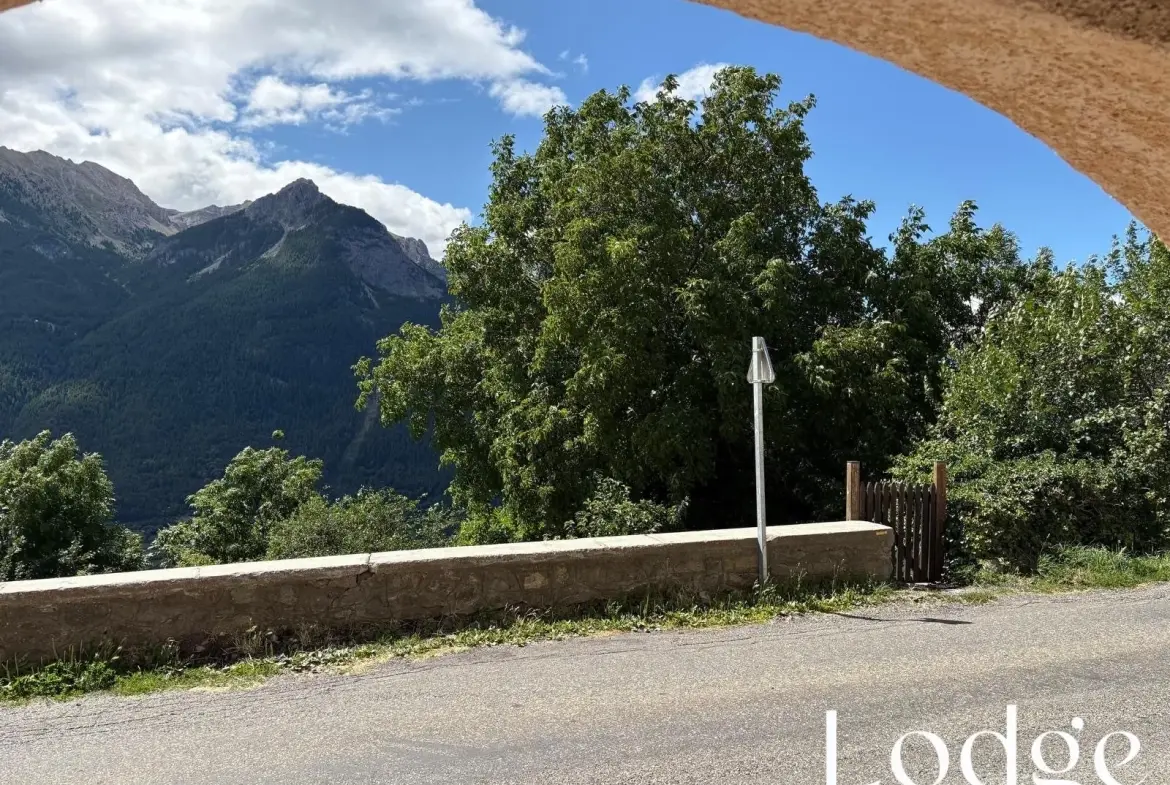 Vente Appartement Type 2 à Puy Saint André avec Jardin Privé 