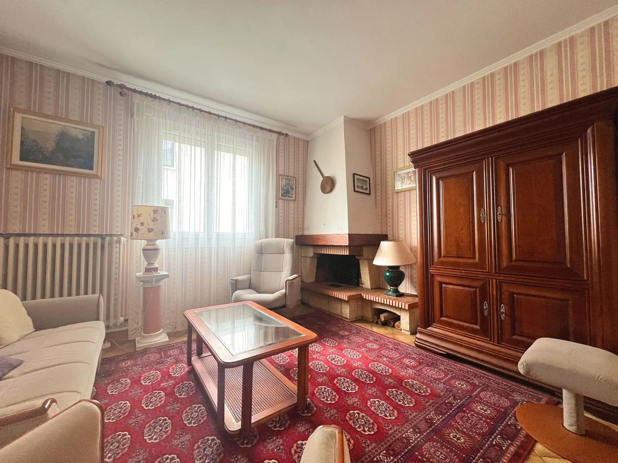 Maison à vendre à Saint-Marcel avec jardin, garage et cave 
